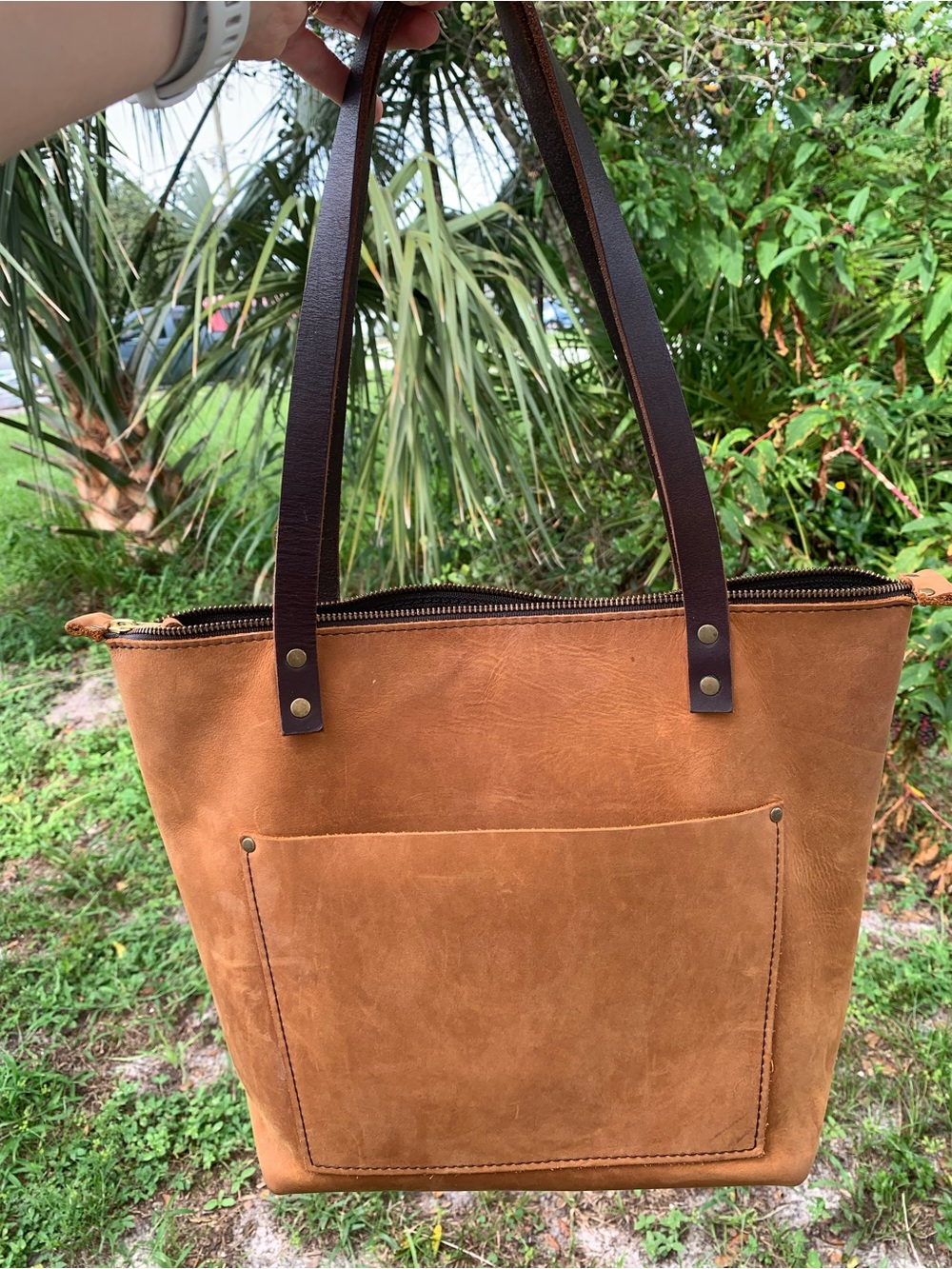 PLG medium zipper tote in Dakota